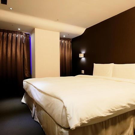 Myhotels 14 The Top One ไทเป ภายนอก รูปภาพ