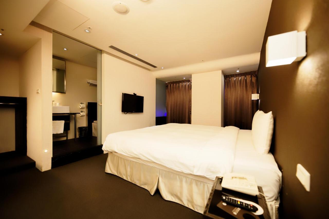 Myhotels 14 The Top One ไทเป ภายนอก รูปภาพ